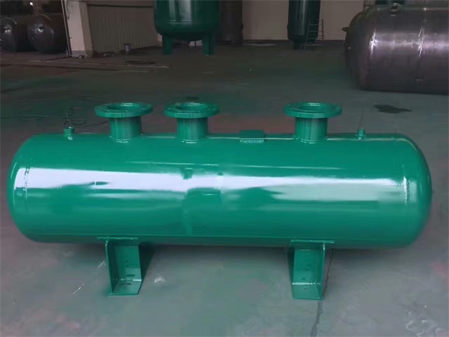 微山微山微山蒸汽分气缸